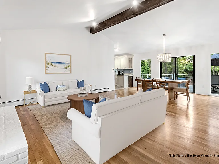10 Charla Dr — Photo 6