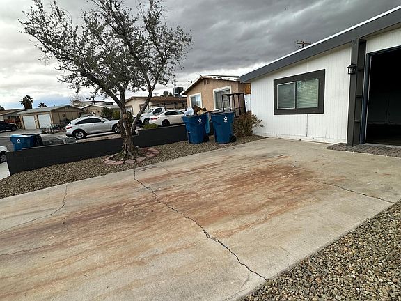 2-3 Car Parking