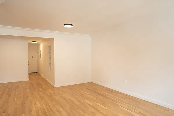 Sold by Hauseit LLC | media 2