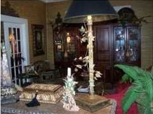 70 14th St, Apalachicola, FL 32320