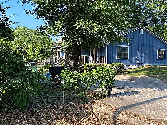 2nd image of 3501 Sunnyside Dr