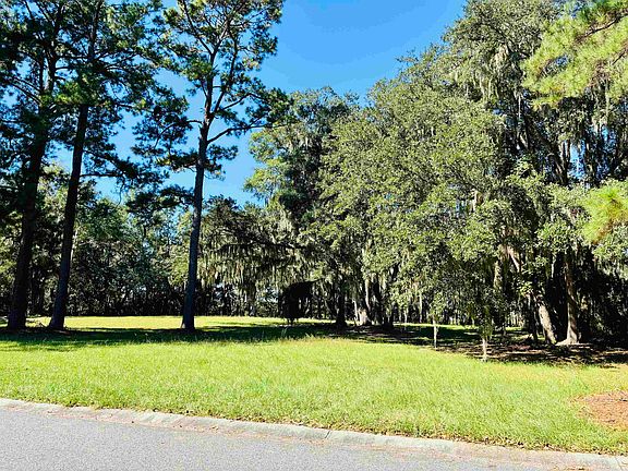 3rd image of 602 Chapman Loop