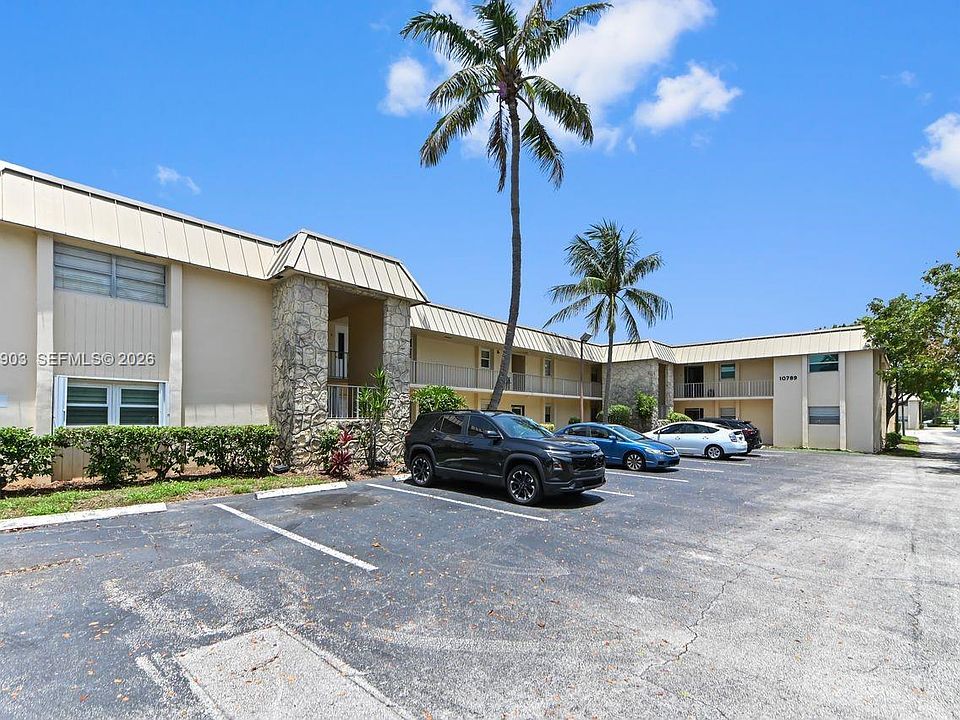 1st image of 10789 N Military Trl APT 9