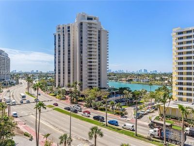 5555 Collins Ave APT 8W, Miami Beach, FL, 33140