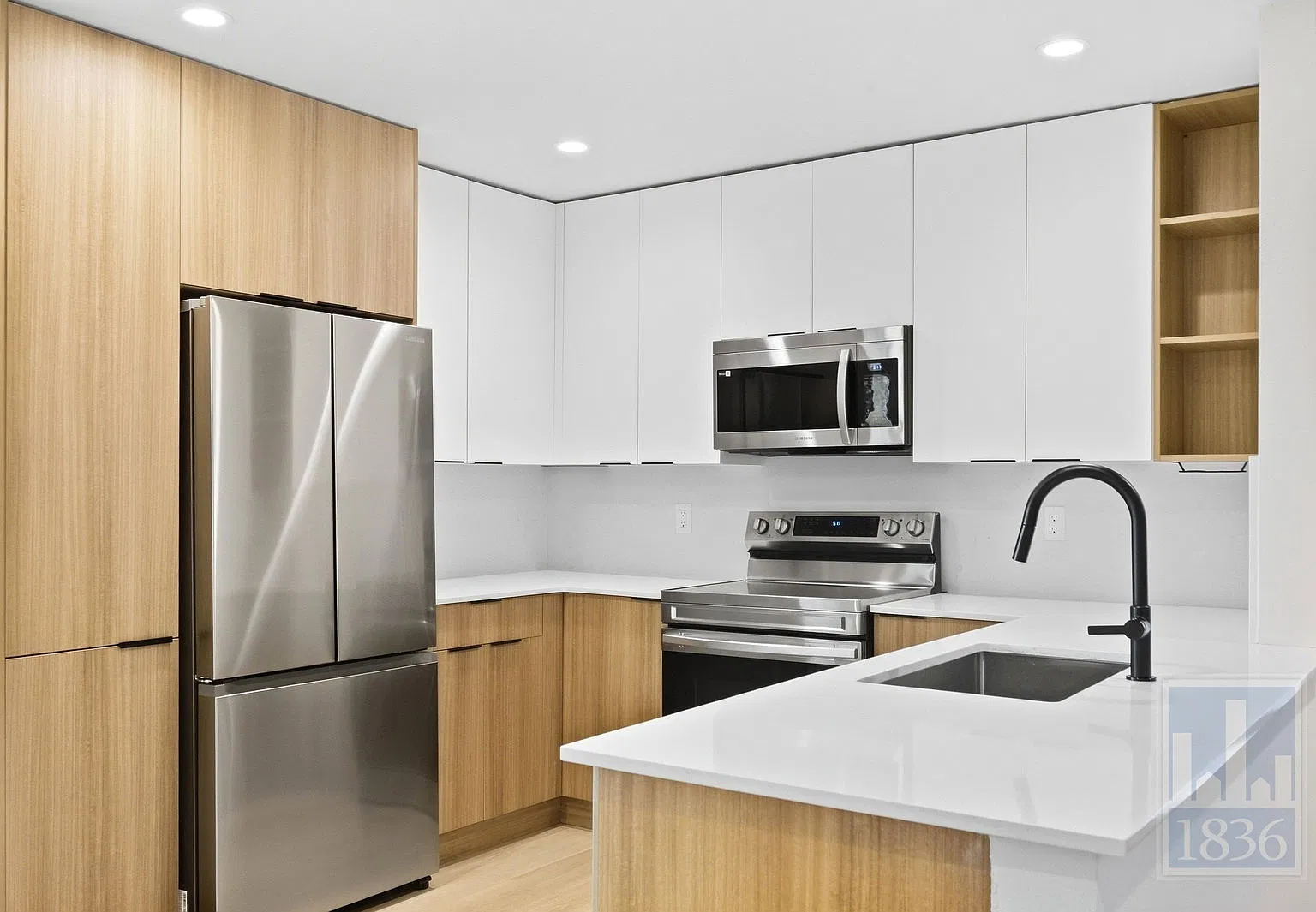 2 bed, 1.0 bath, 872 sqft, $1,850 — Photo 4
