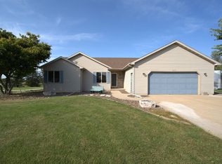 W2686 Northcrest Dr, Kaukauna, WI 54130