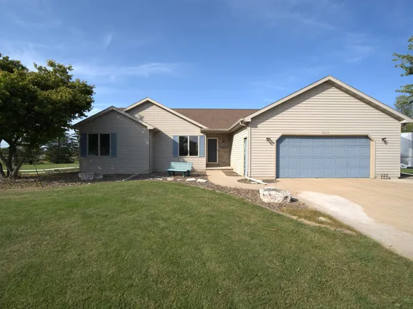 W2686 Northcrest Dr, Kaukauna, WI 54130