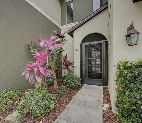 2nd image of 1400 Lara Cir Unit 102