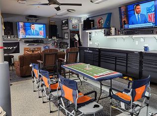 10517 Sharon Ln, Mokena, IL 60448