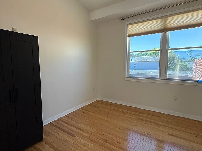 242 Centre St #6 — Photo 11