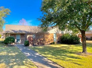 107 Sunview Dr, Sunnyvale, TX 75182