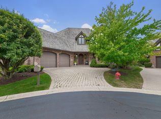 305 Kenmare Dr, Burr Ridge, IL 60527