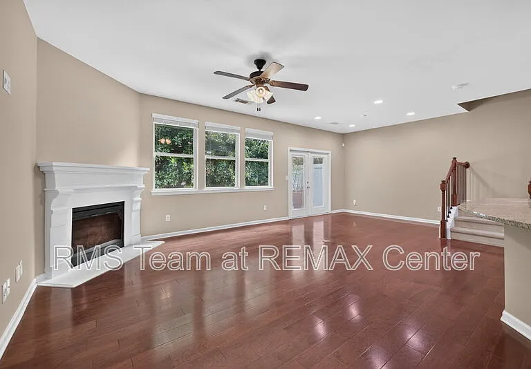 1572 Lenox Overlook Rd — Photo 5