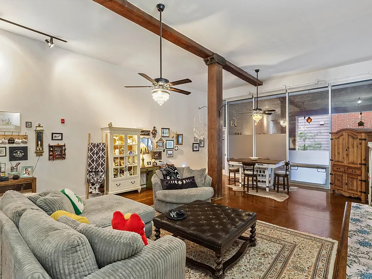 2 W G E Patterson Ave #106 — Photo 9