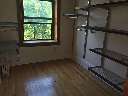 Rented by Dwell Residential Inc | media 27