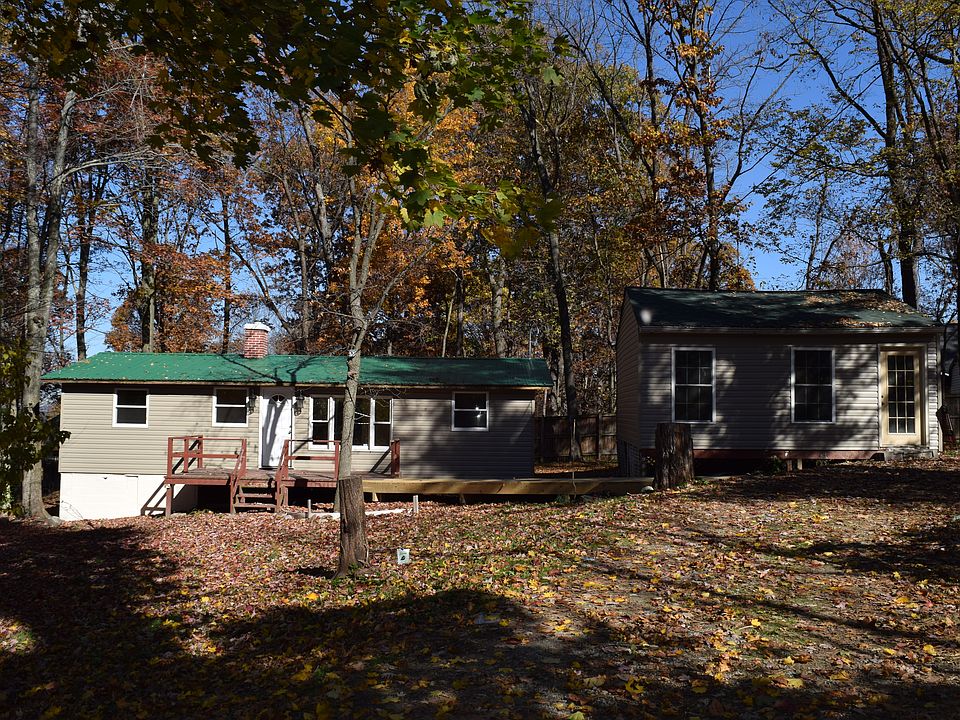 1st image of 207 Cunning Fox Rd
