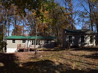 207 Cunning Fox Rd, Harpers Ferry, WV 25425