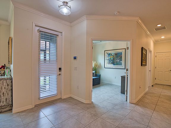 3rd image of 21020 Fetterbush Pl