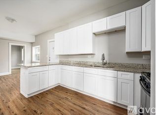 3856 S Sacramento Ave #1R, Chicago, IL 60632