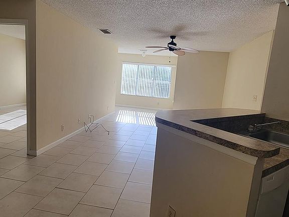 3rd image of 3330 Pinewalk Dr N APT 1614