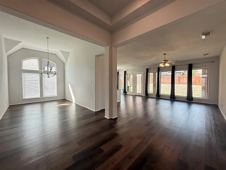 156 Santa Maria St — Photo 9