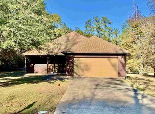 310 Angleridge Dr, Brookeland, TX 75931
