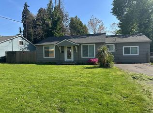 2525 J St, Springfield, OR 97477