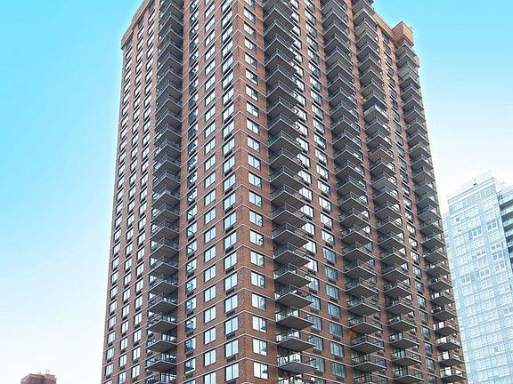 2nd image of 300 E 54th St APT 6A