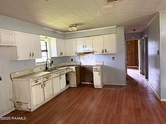 2nd image of 115 Collins St