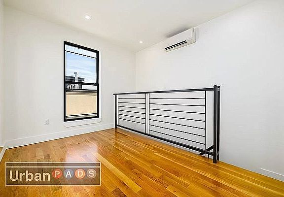 4th image of 1772 Bergen St #4B4