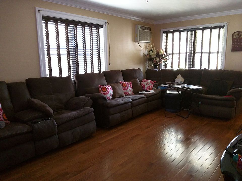 1st image of 8961 Vanderveer St