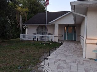 989 Franciscan Ave, Sebastian, FL 32958