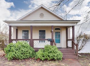 817 Douglas St, Bloomington, IL