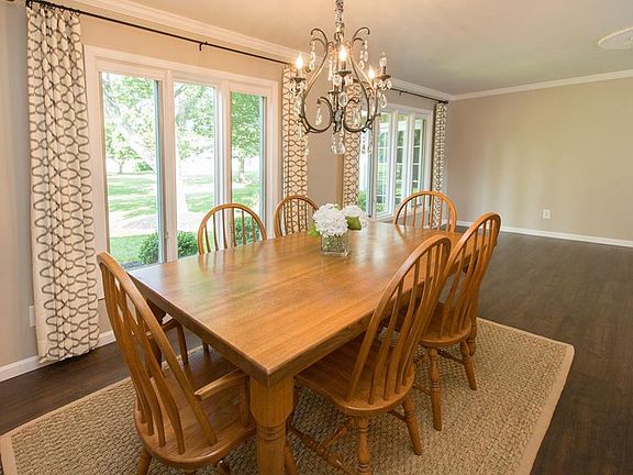 3rd image of 6290 Mills Creek Ln