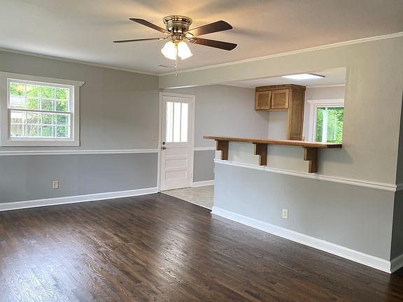 4th image of 219 McGrady Rd NE