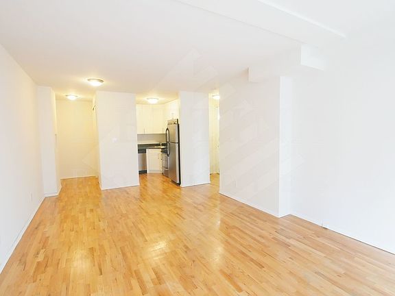 5th image of 241 E 86th St APT 7B