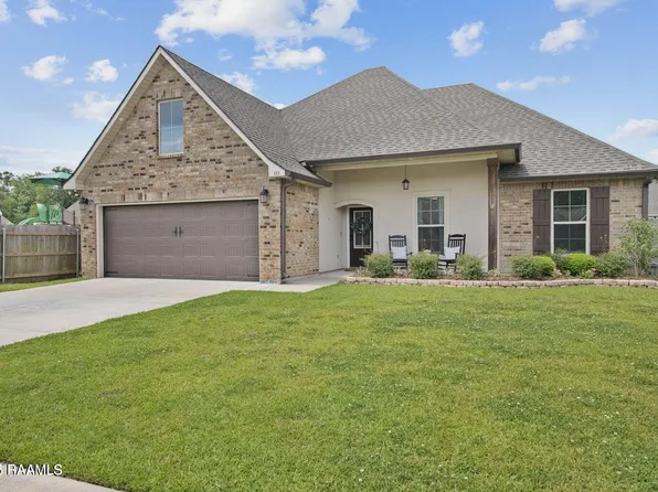 122 Chloe St, Broussard, LA 70518