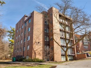4519 Grand Ave APT 6, Des Moines, IA 50312