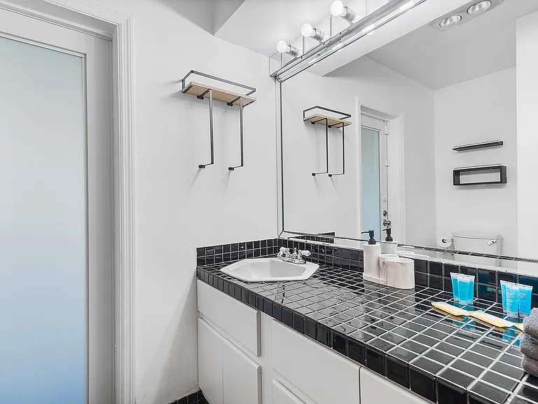 5701 NE 22nd Way #2 — Photo 5