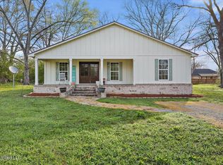 107 Shields Ave, Pelahatchie, MS