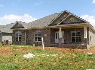 1008 Worton Grange Pl, Decatur, AL 35603