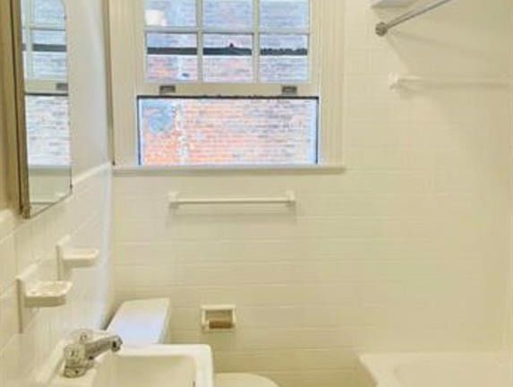 5th image of 508 Madison St #3