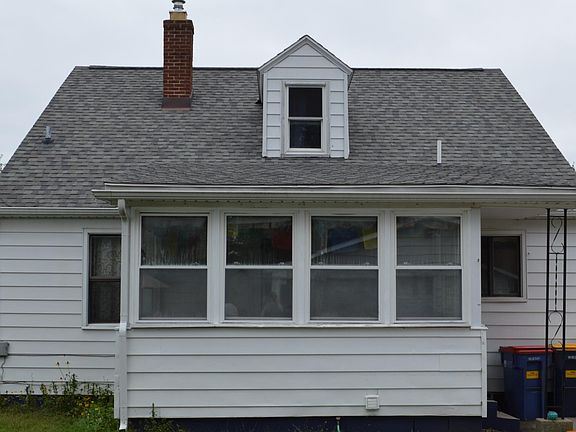 2nd image of 938 California St NW