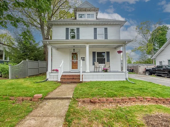 17 Cushing Ave, Brockton, MA 02301