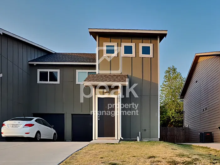 8003 Marydean Ave