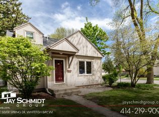 5000 N Diversey Blvd, Whitefish Bay, WI 53217