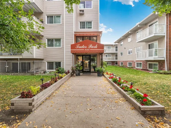 10335 118th St NW #305, Edmonton, AB T5K 1Y6