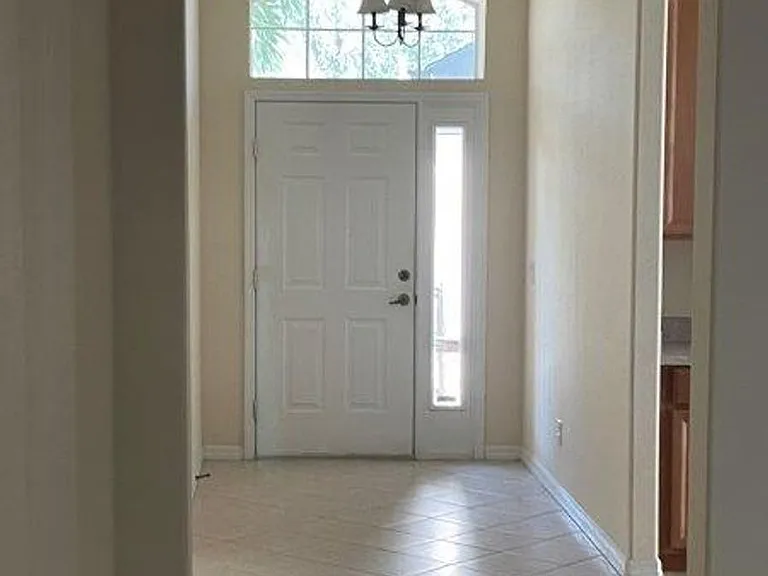 2362 Glasbern Cir — Photo 3