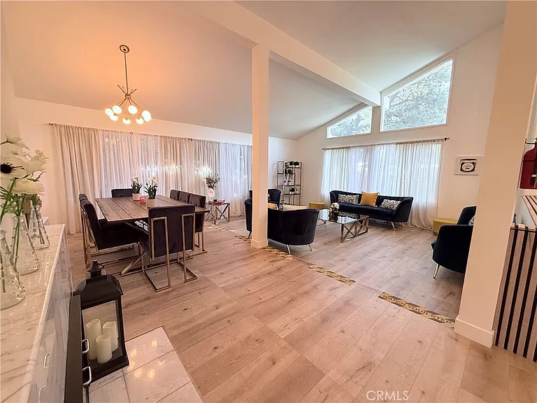 17608 Orna Dr — Photo 3