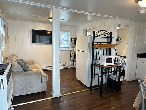 1 bed, $1,400 — Photo 2